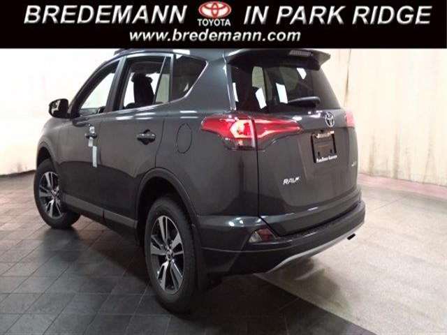 2017 Toyota RAV4 XLE 4dr SUV